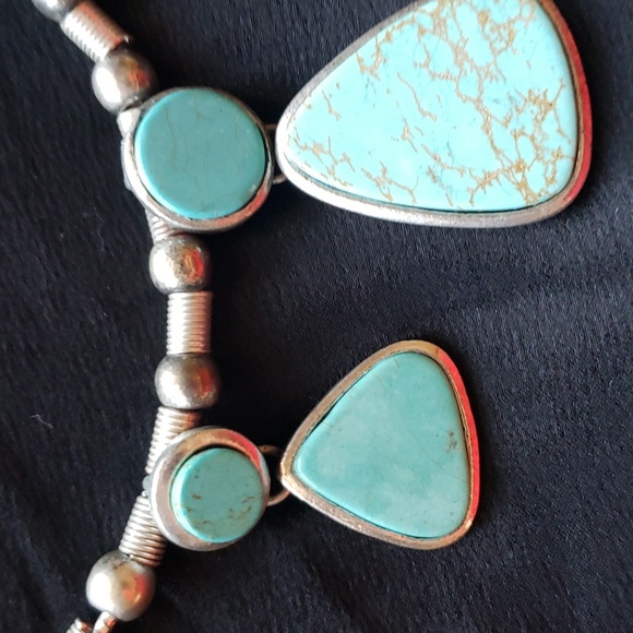 Antique Turquoise Statement & Silver Tone Necklace. - Picture 5 of 10